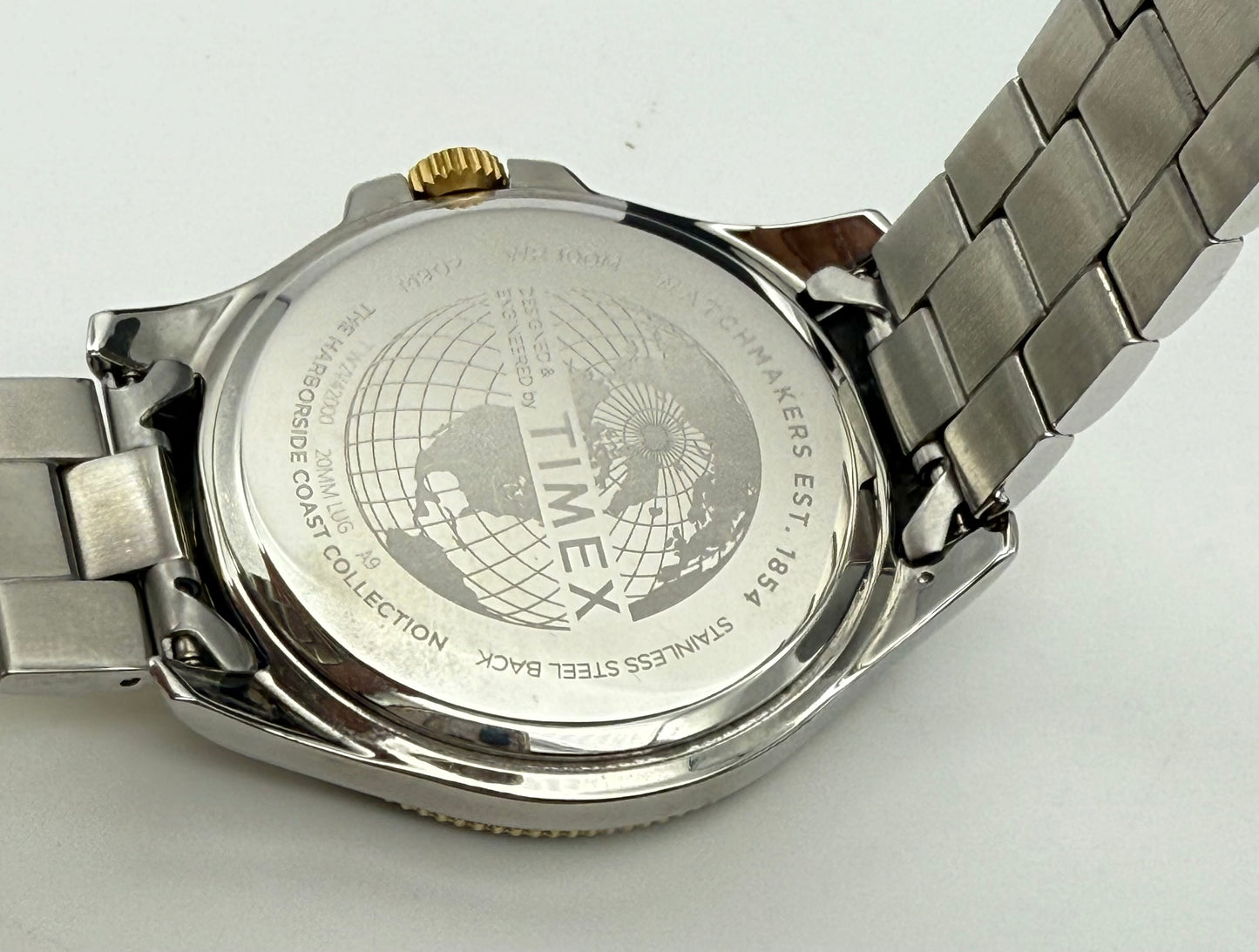 Timex Harborside Coast 44mm size case, 7.5in size wrist bracelet + 1 extra link
