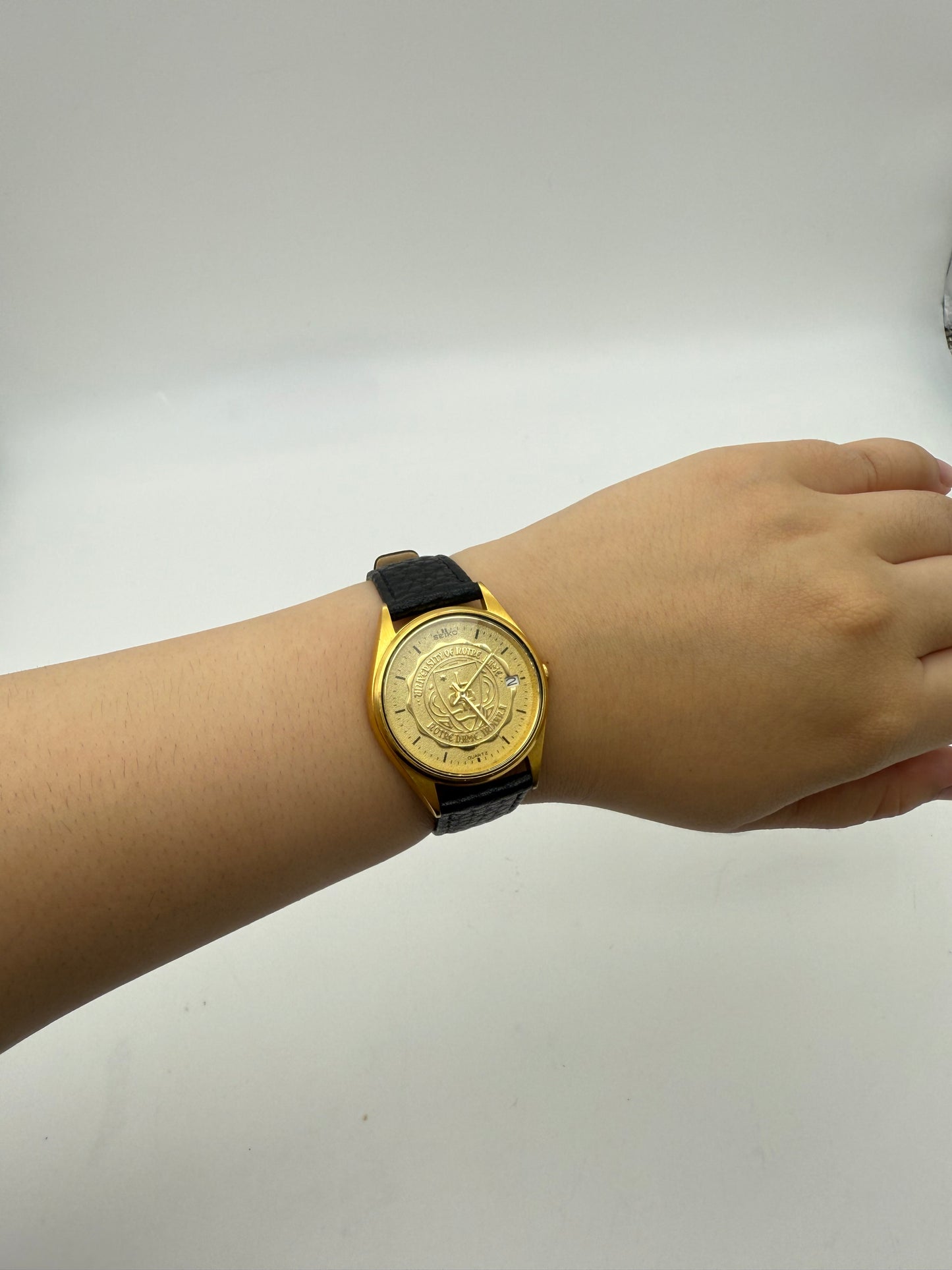 Vintage 1994 Seiko watch, 34mm size case, 8in size leather band