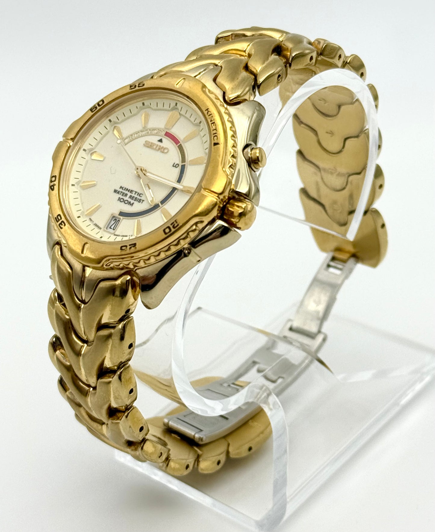 Vintage 2000 Seiko Kinetic watch, 40mm size, 7in size wrist bracelet