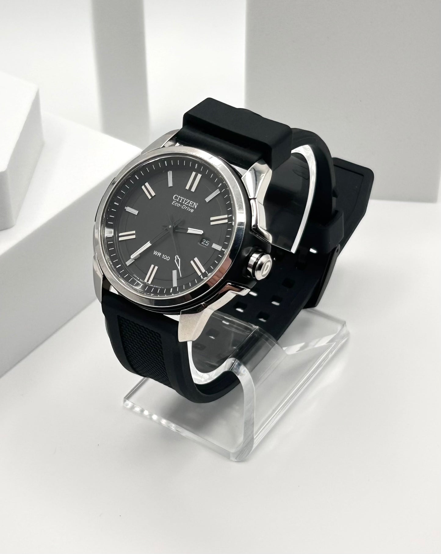 Citizen Eco-Drive ( solar ) watch, 40mm size case, 9in size wrist band