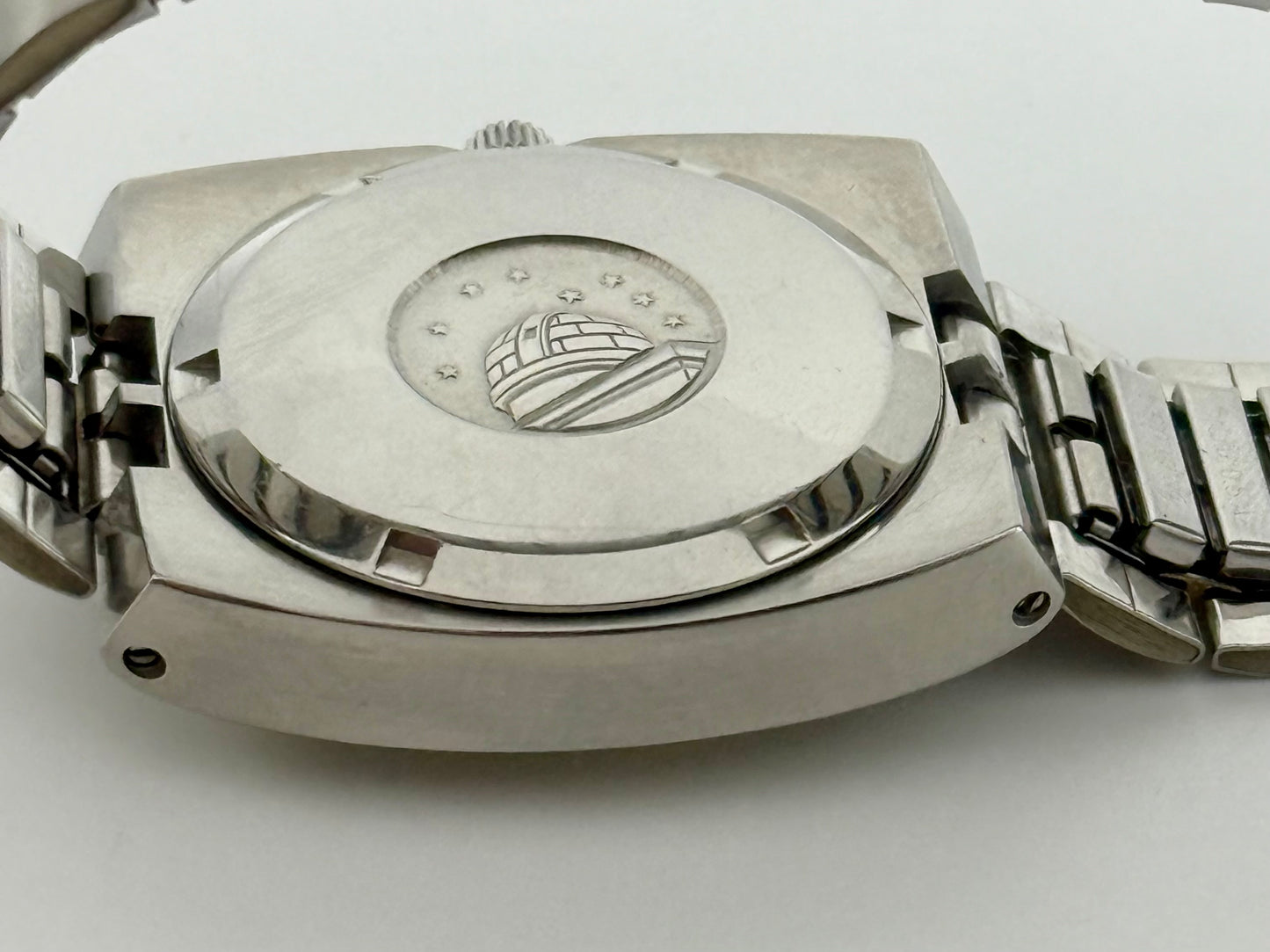 Vintage 1970 Omega Constellation 18k coin bezel watch, 37mm size case, 7in size wrist stretch bracelet