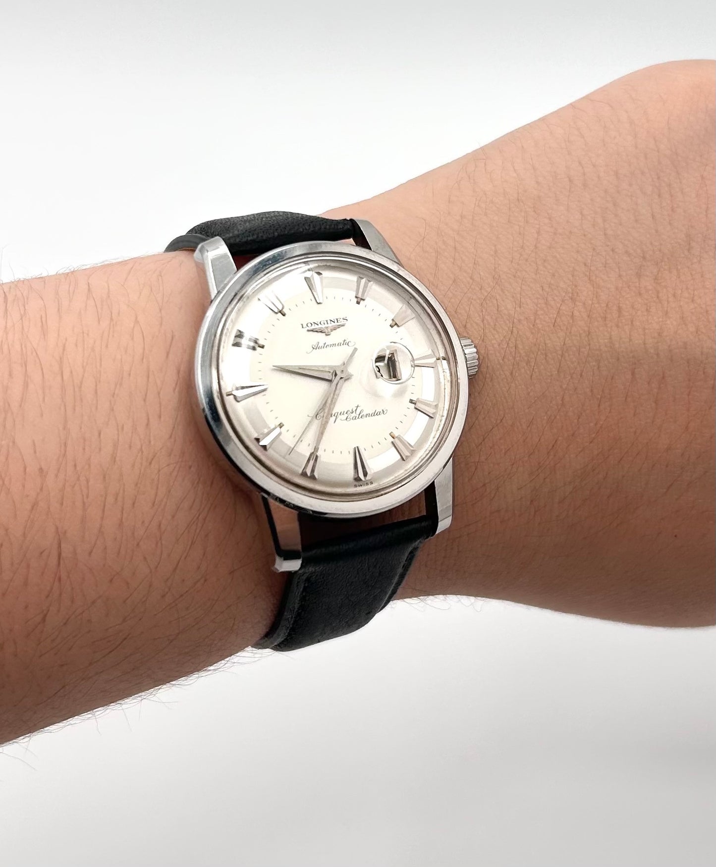 Vintage 1954 Longines Swiss watch, 36mm size case, 8in wrist leather band