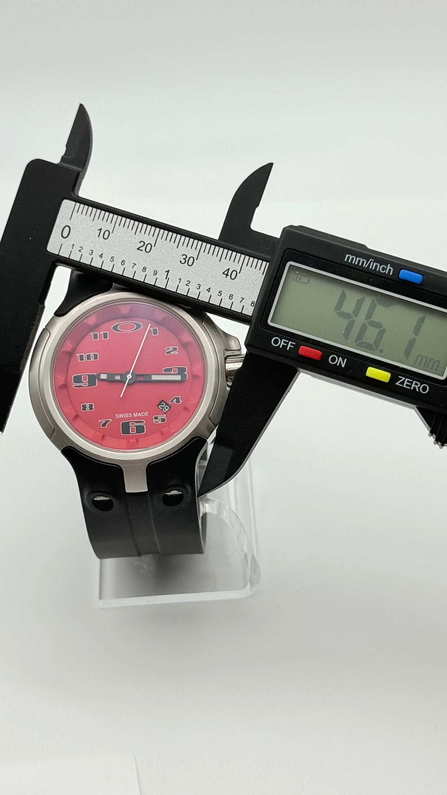 Oakley Bottlecap Red dial watch, 46mm size case, 8.5in unobtainium rubber band