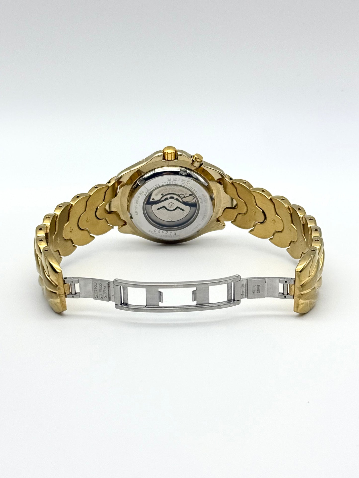 Vintage 2000 Seiko Kinetic watch, 40mm size, 7in size wrist bracelet
