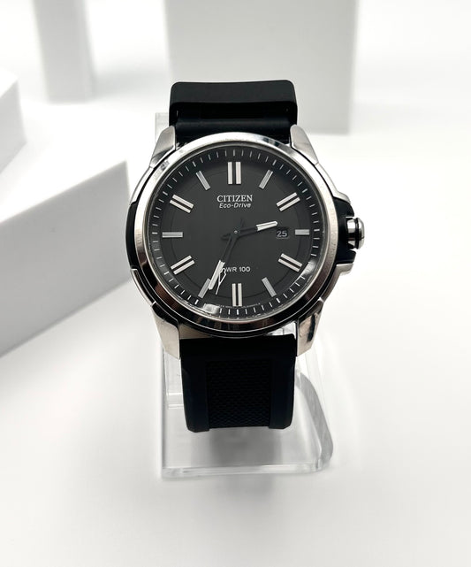 Citizen Eco-Drive ( solar ) watch, 40mm size case, 9in size wrist band