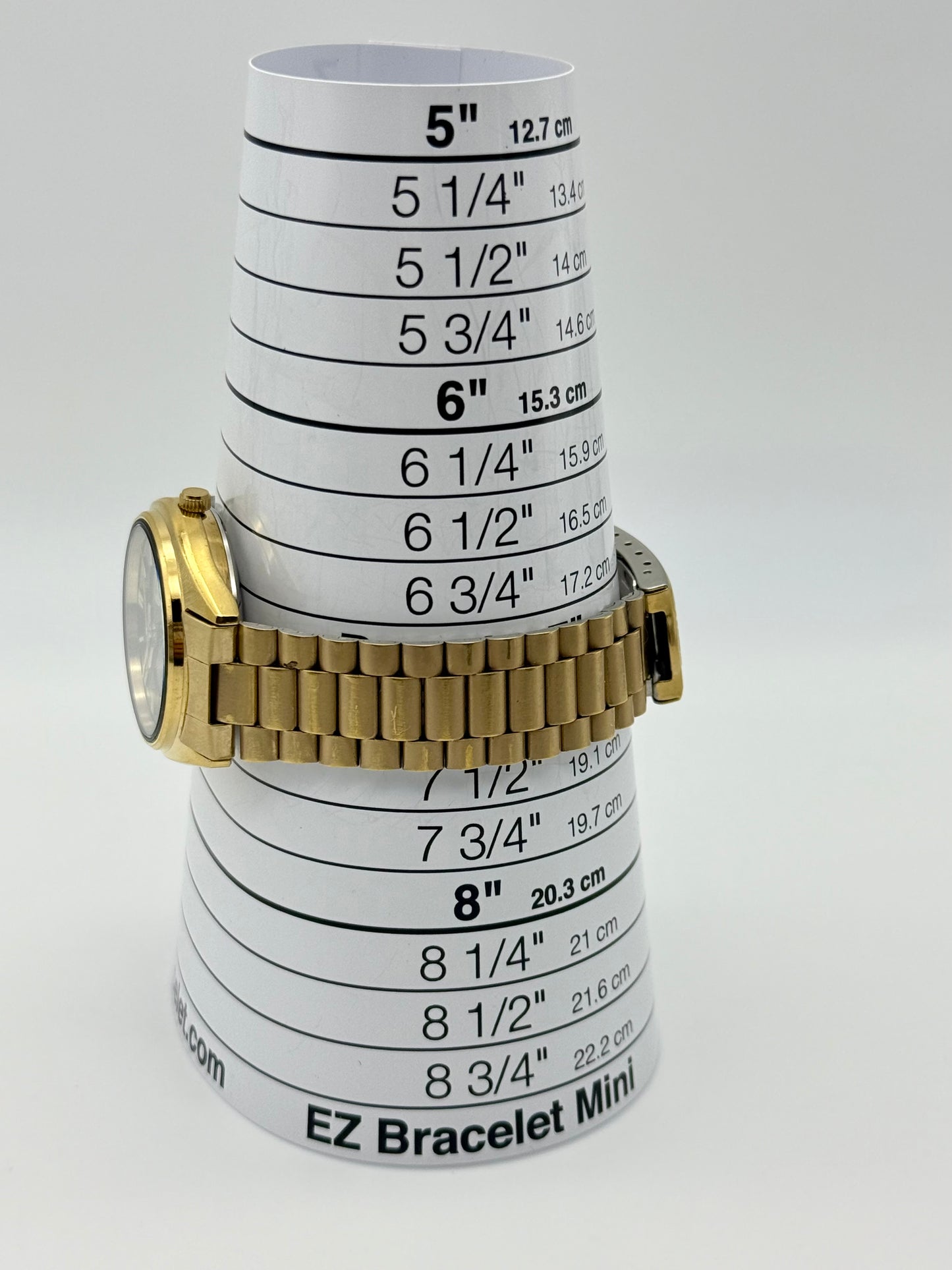 Vintage 1988 Seiko 5 automatic movement watch, 34mm size case, 7in size wrist bracelet