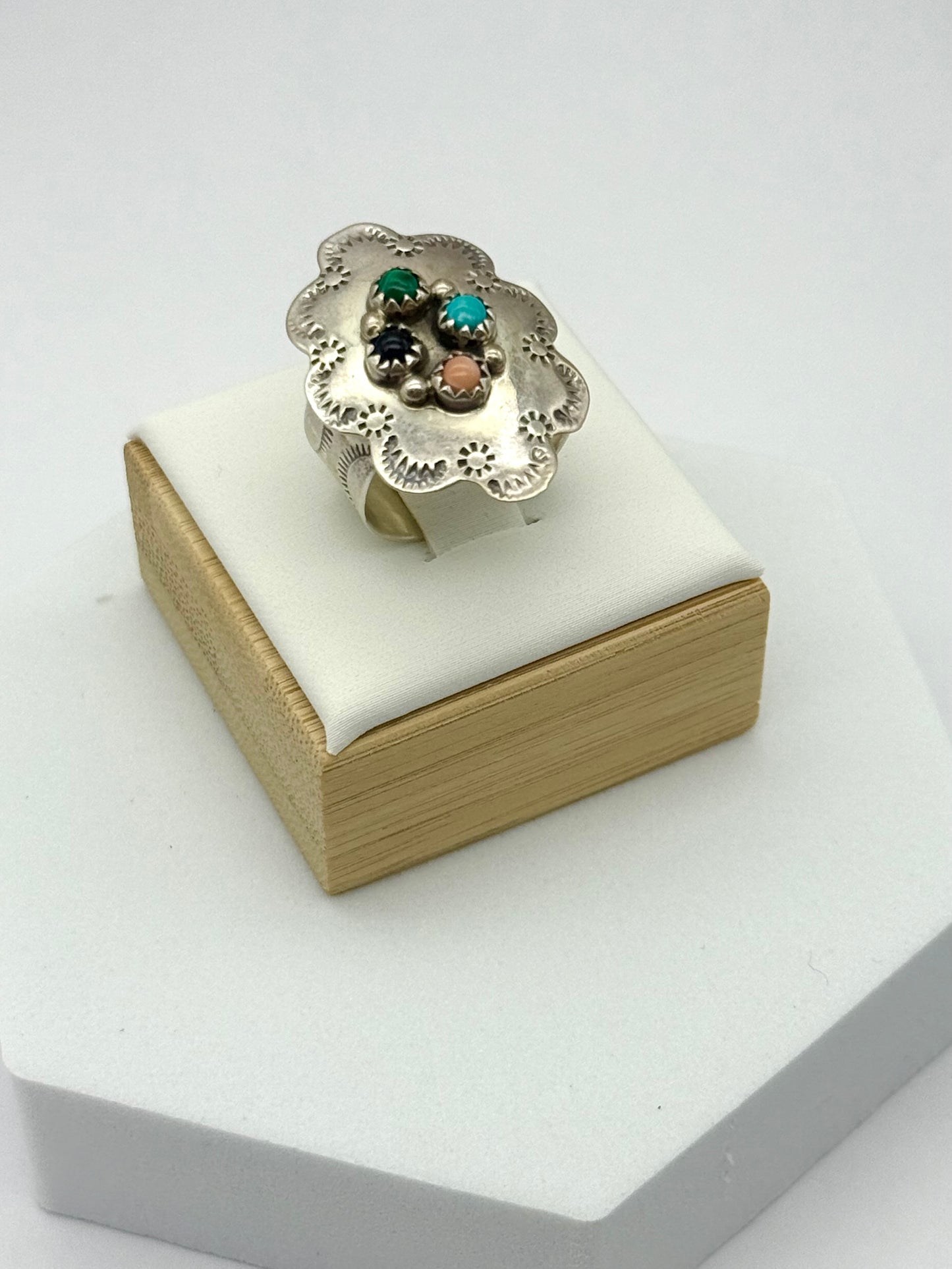 Vintage Sterling Silver American Native Navajo  S. SKEETS Ring Size #7