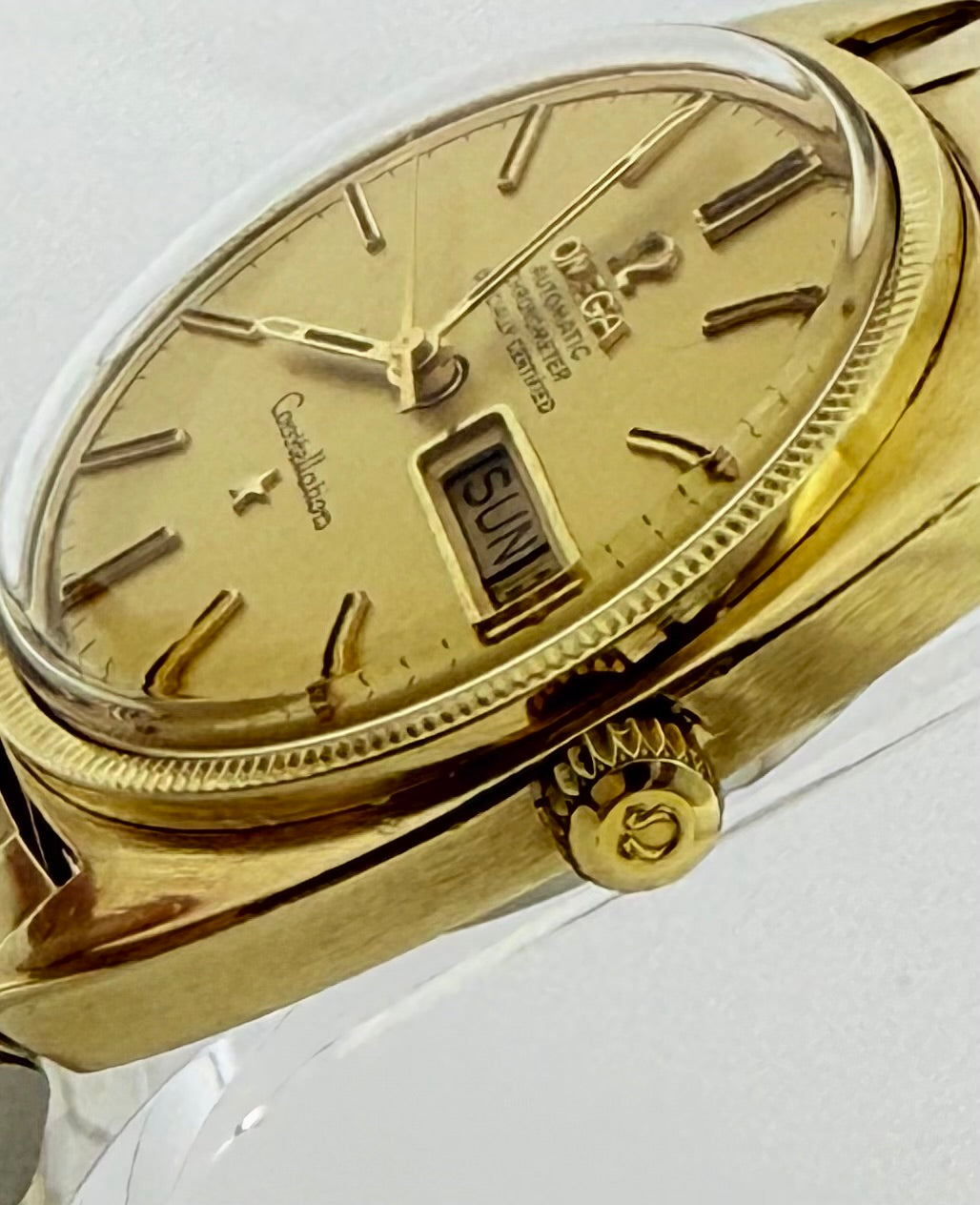 Vintage 1969 Omega Constellation Automatic Watch, 36mm size case and 7.5in size wrist bracelet