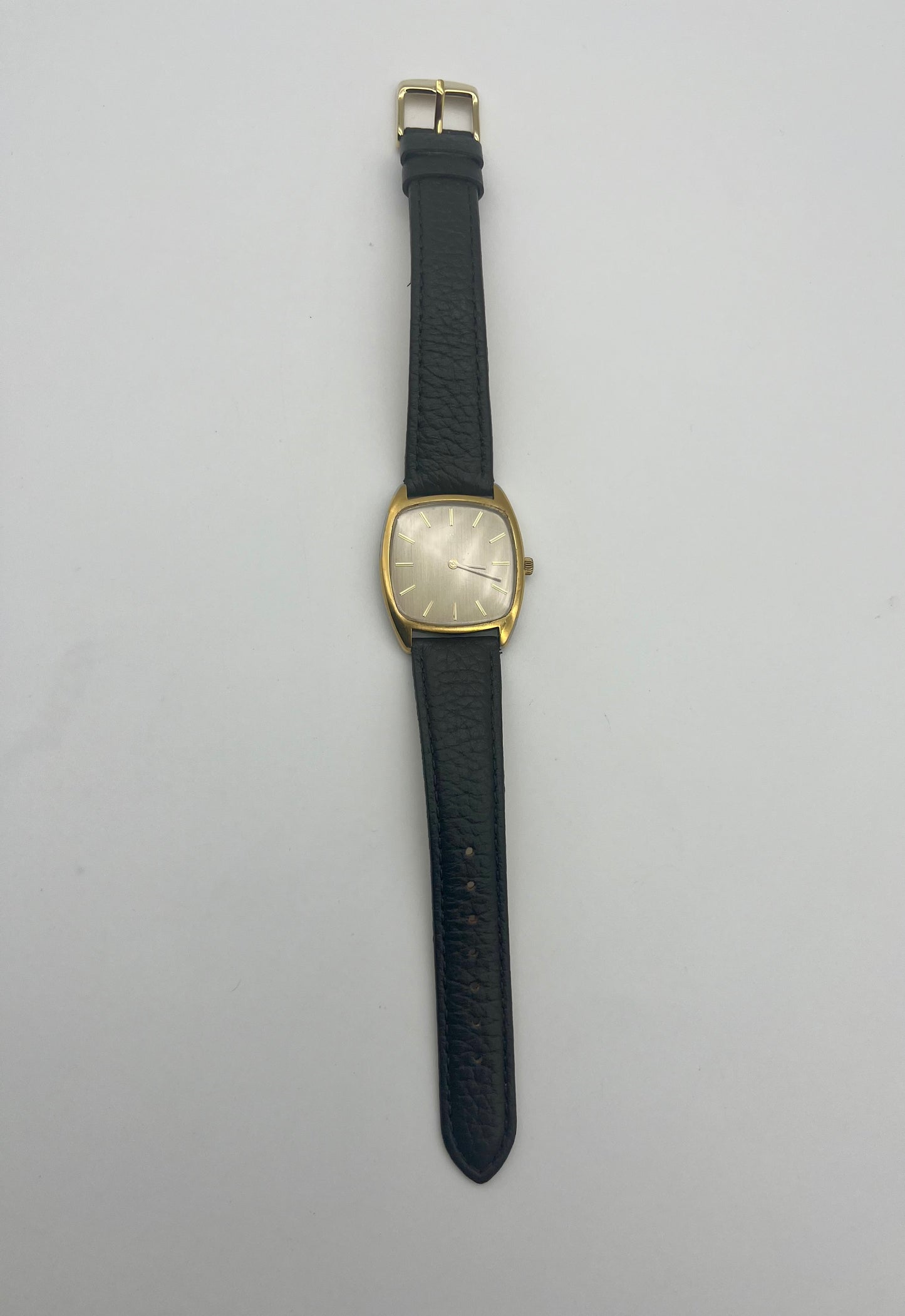 Vintage 1973 Hamilton watch, thank style, 14k gold electroplated bezel, 32mm size case, 8.5 long leather band