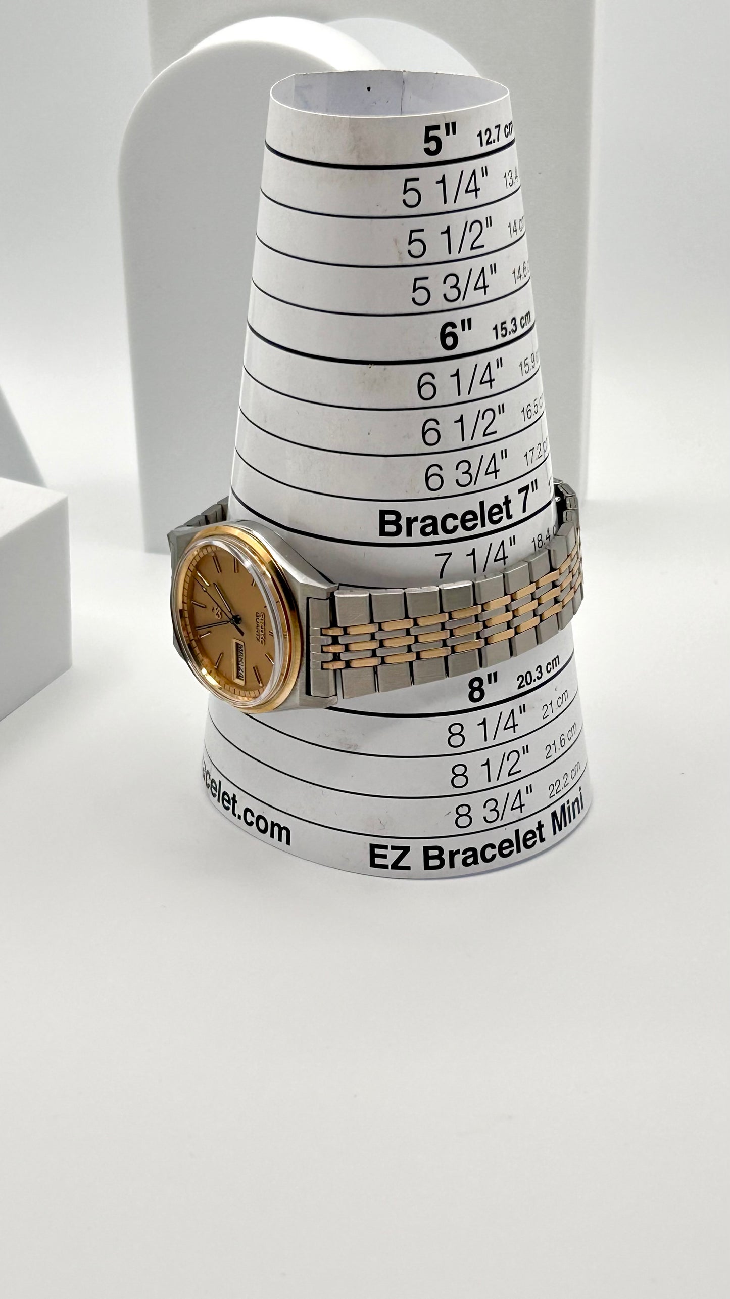 Vintage 1980 Seiko SQ watch, two tones, 36mm size case, 7.5in size wrist bracelet