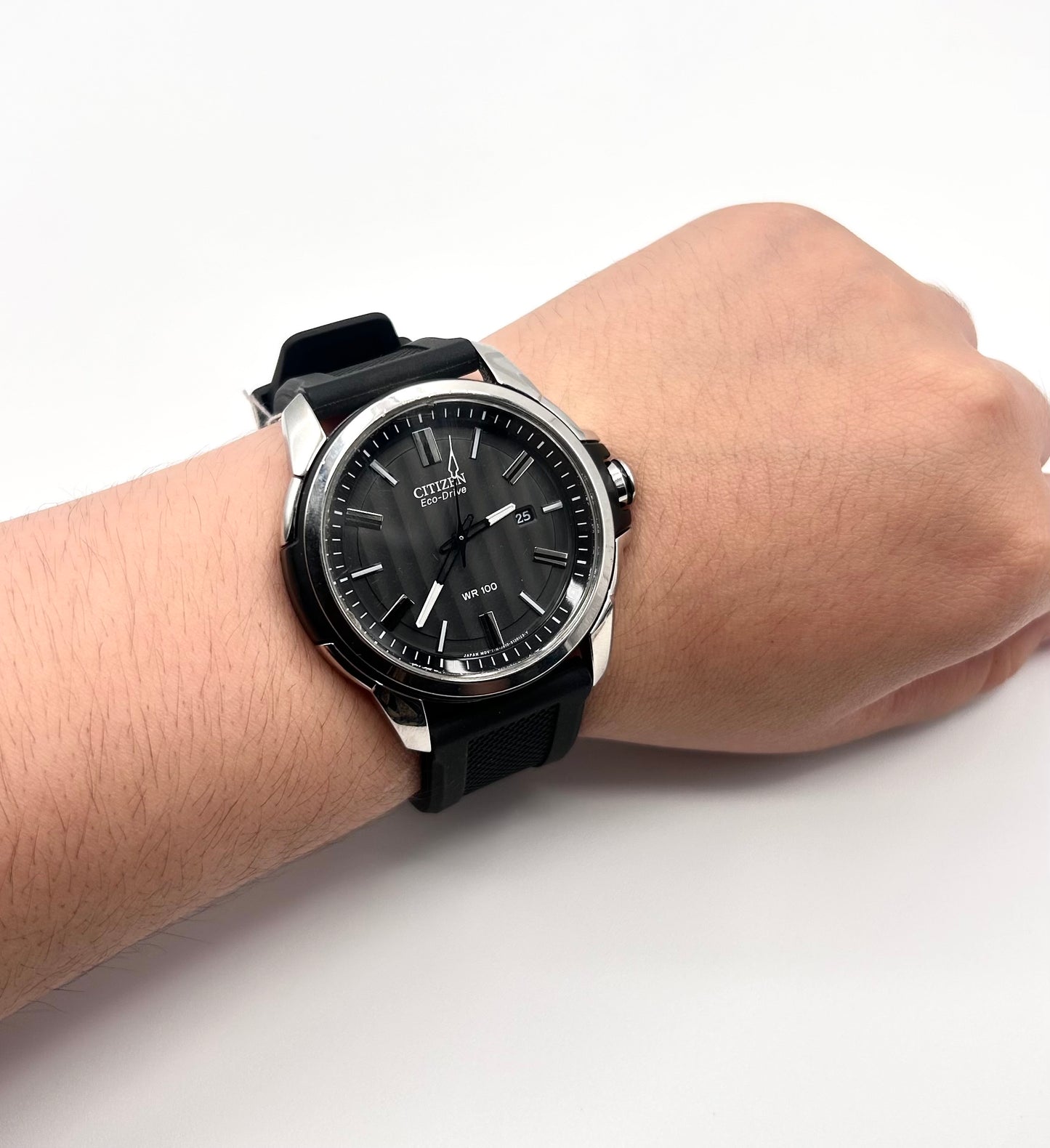 Citizen Eco-Drive ( solar ) watch, 40mm size case, 9in size wrist band