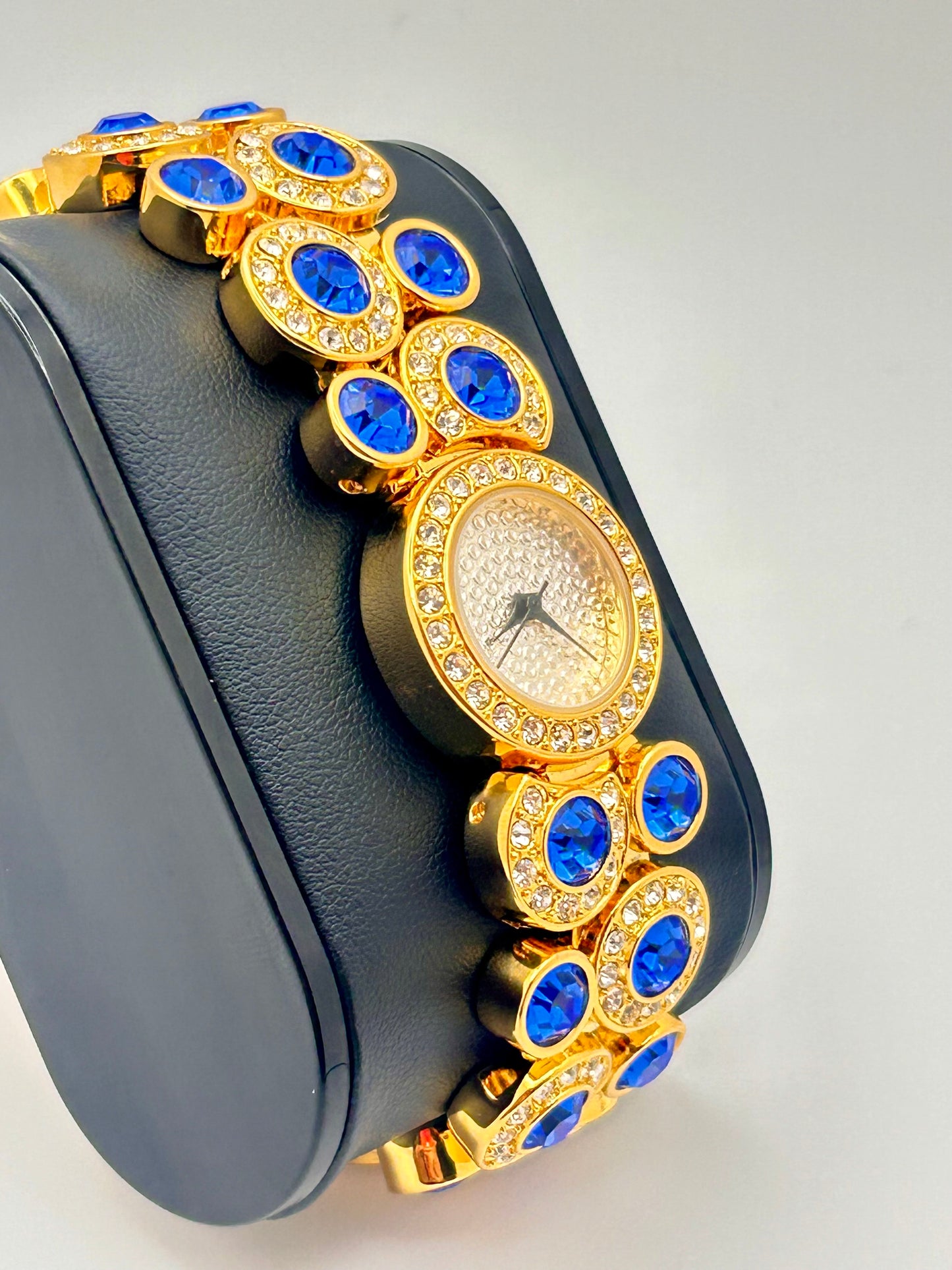 Vintage Suzanne Somers Rhinestone Watch gold tone, 22mm size case, 7in size wrist bracelet.