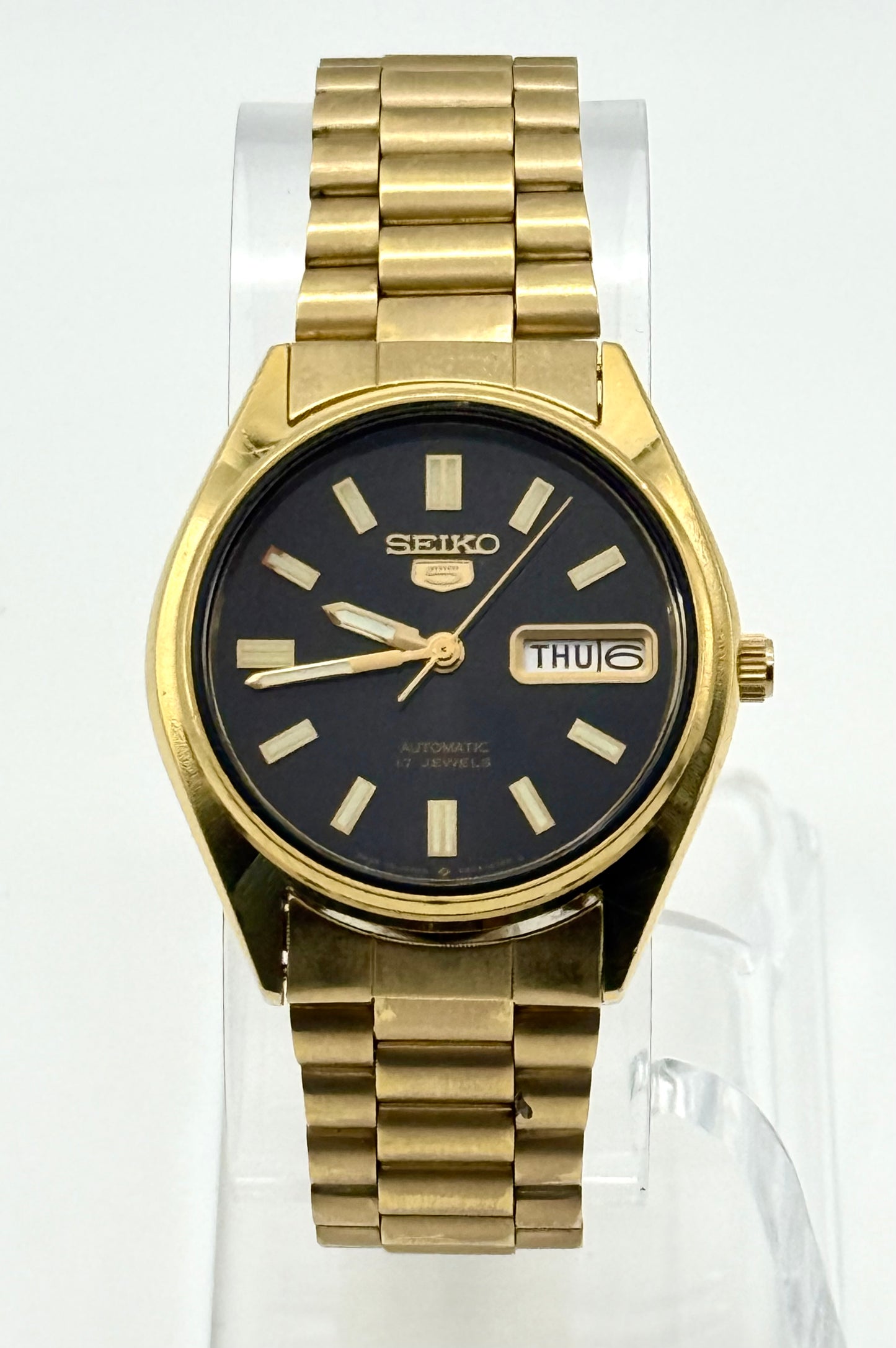 Vintage 1988 Seiko 5 automatic movement watch, 34mm size case, 7in size wrist bracelet