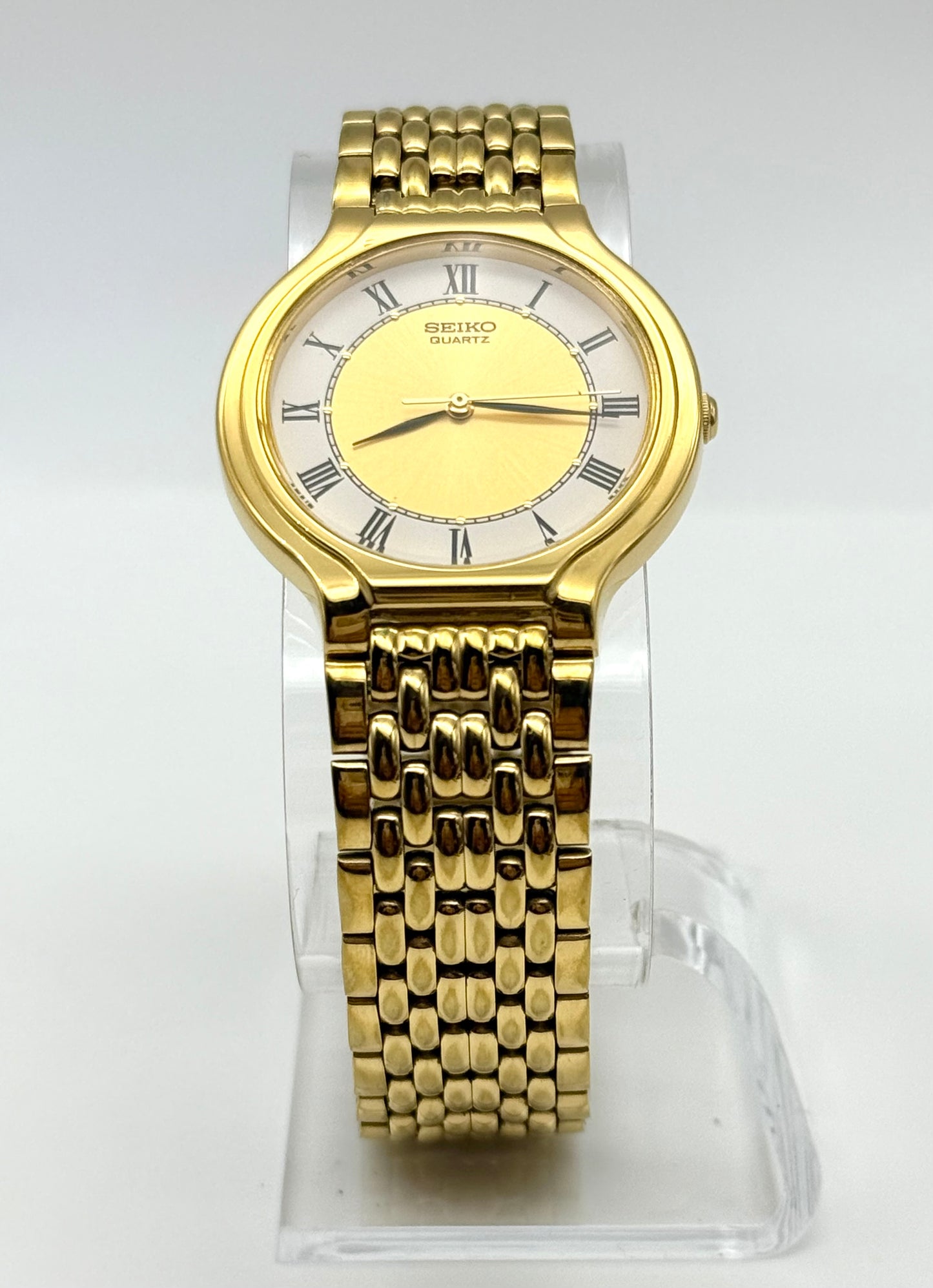 Vintage 1990 Seiko unixes watch, 30mm size case, 8in size wrist bracelet