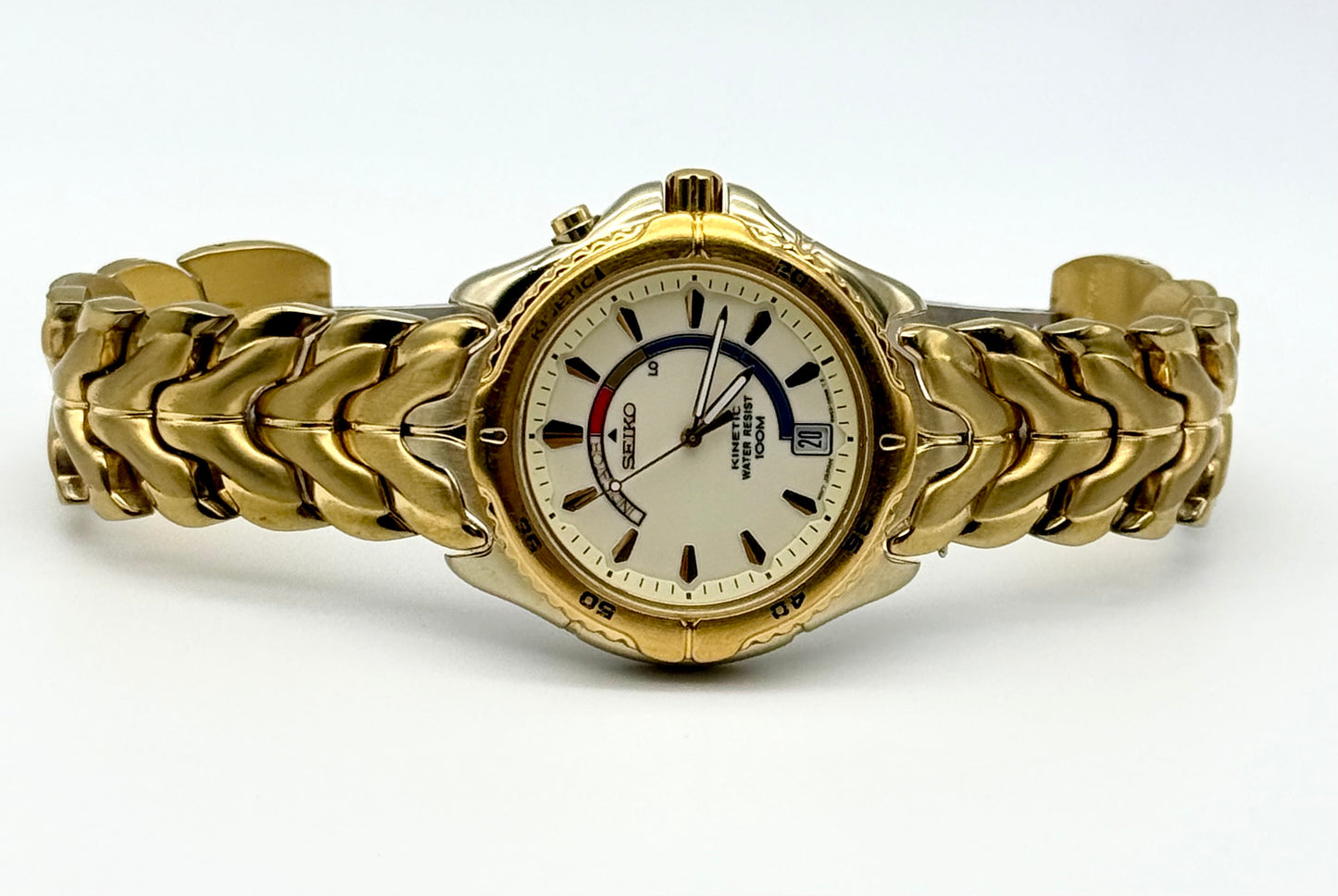 Vintage 2000 Seiko Kinetic watch, 40mm size, 7in size wrist bracelet