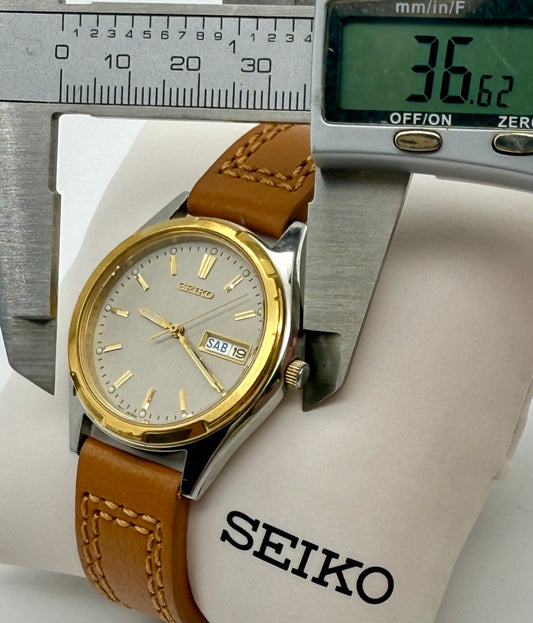 Vintage 2002 Seiko grey dial watch, 36mm size case, 8in wrist size leather band