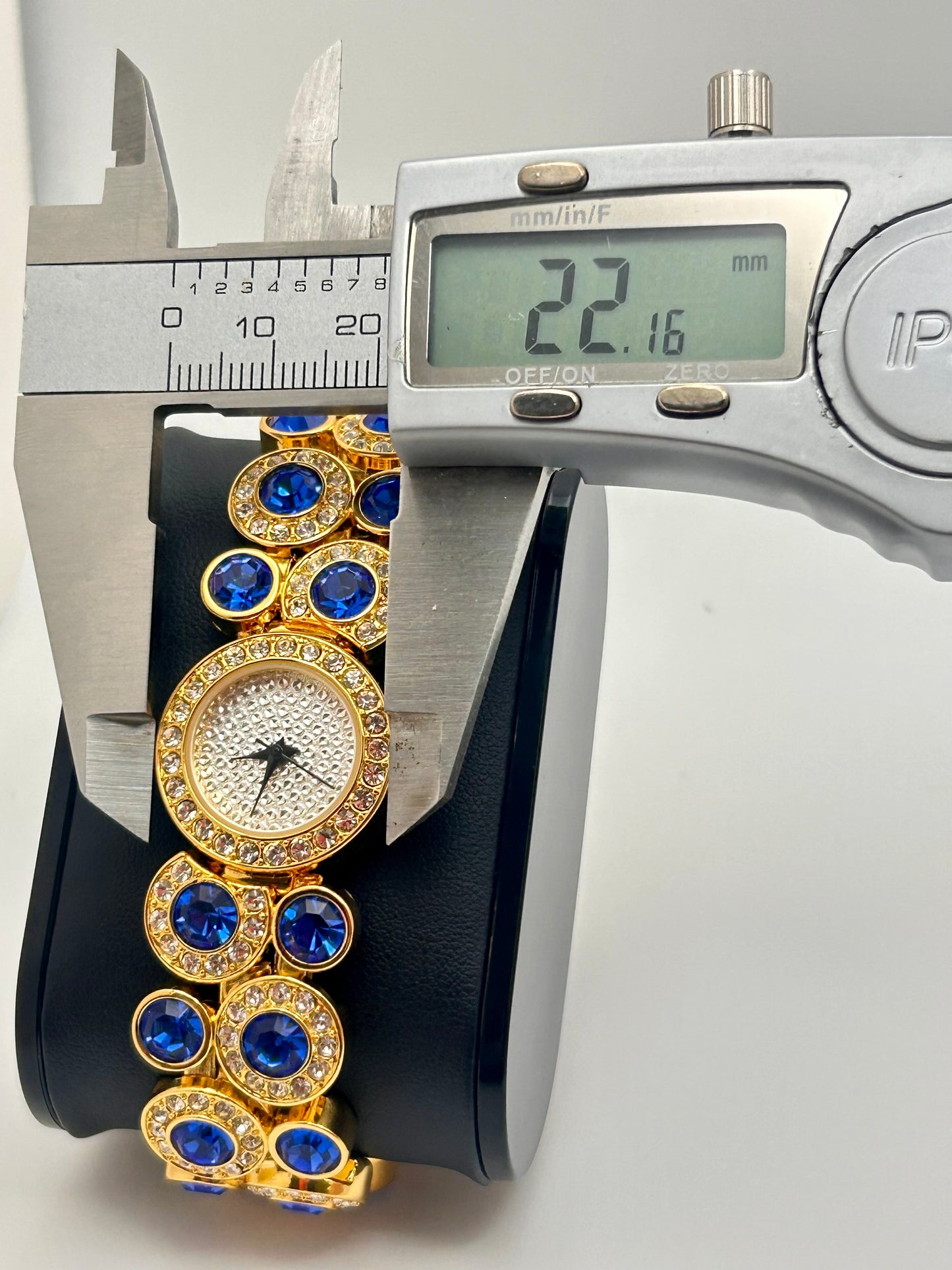 Vintage Suzanne Somers Rhinestone Watch gold tone, 22mm size case, 7in size wrist bracelet.
