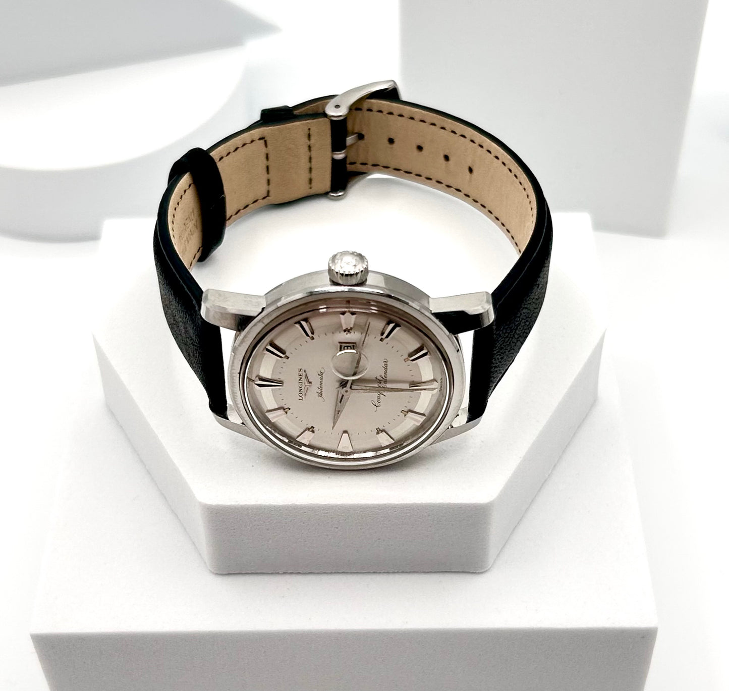 Vintage 1954 Longines Swiss watch, 36mm size case, 8in wrist leather band