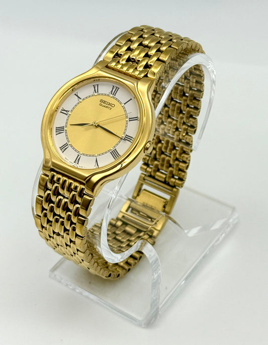 Vintage 1990 Seiko unixes watch, 30mm size case, 8in size wrist bracelet