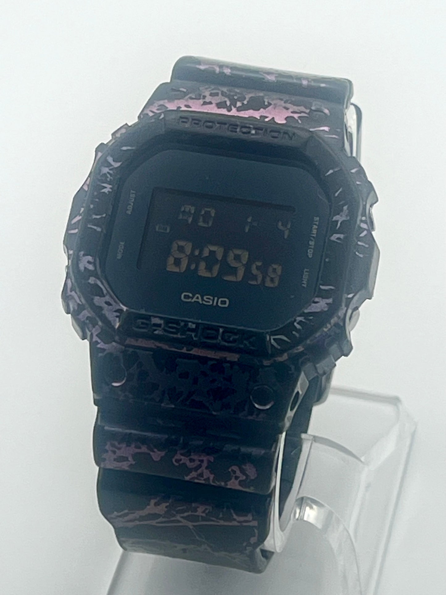 Casio G-Shock Polarized Marble, 43mm size case, 9in size wrist band