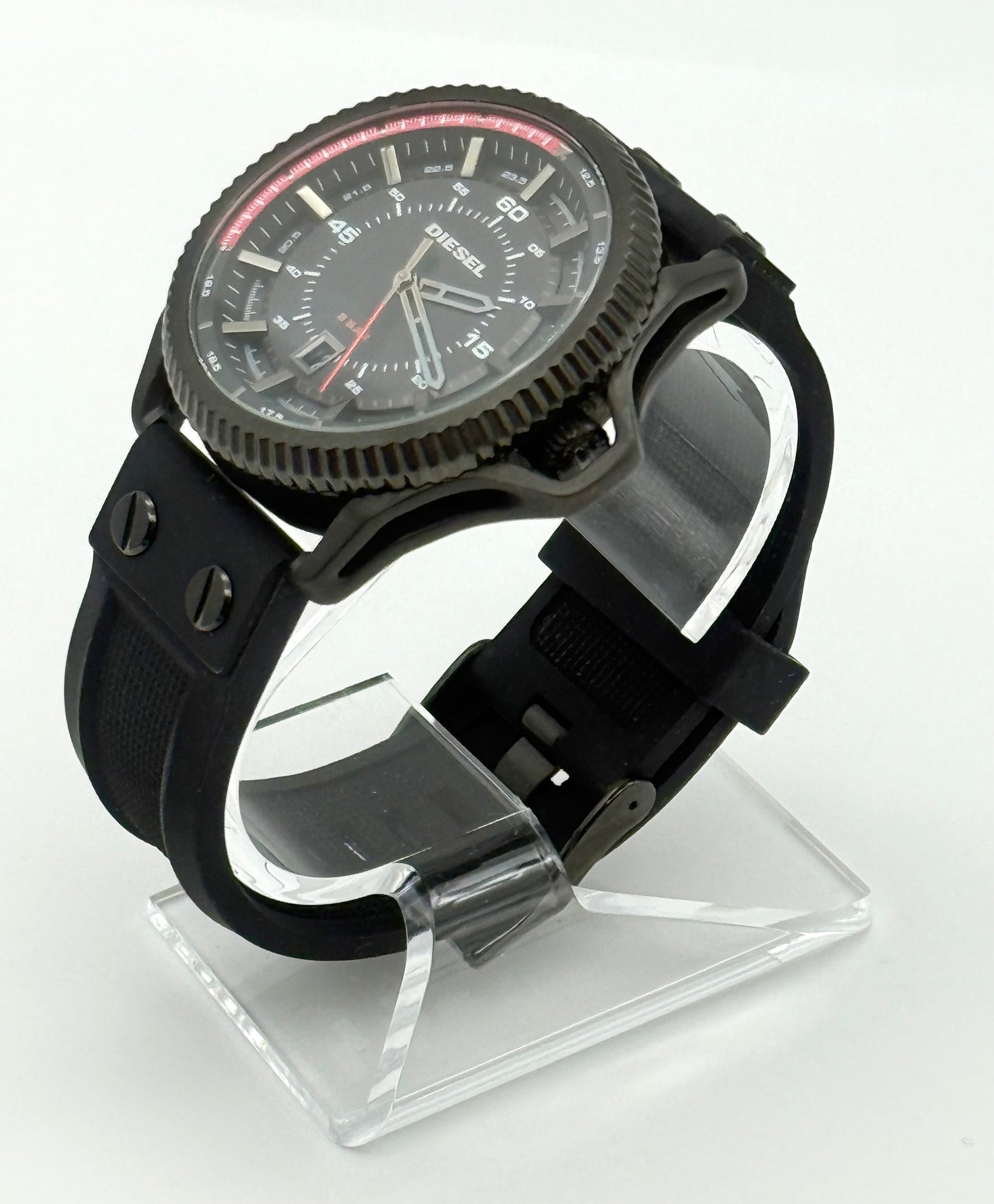 Diésel new watch mineral crystal 46mm size case, 8.5in size band