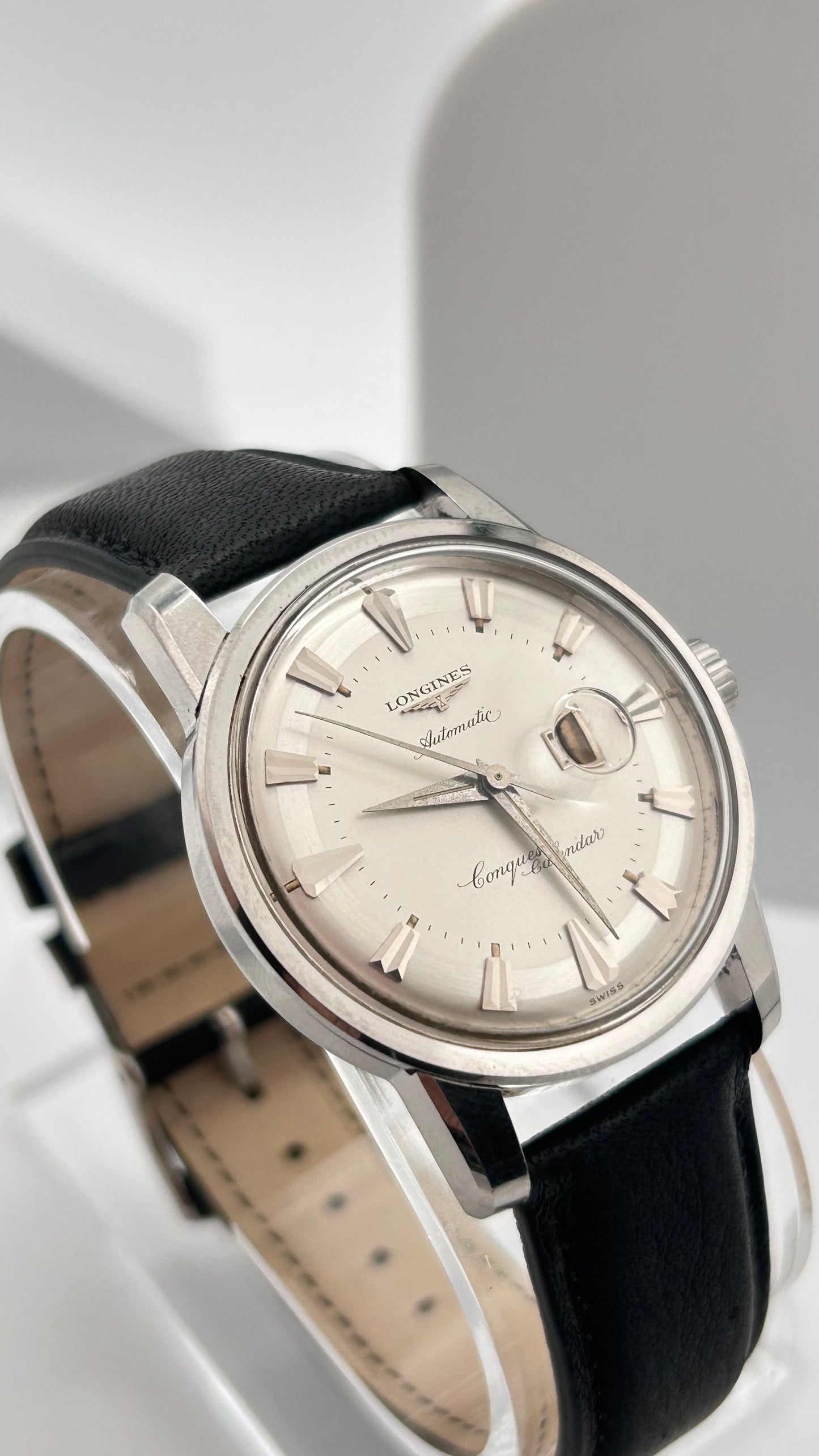Vintage 1954 Longines Swiss watch, 36mm size case, 8in wrist leather band